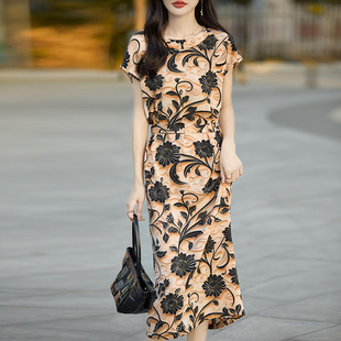 新中式女装万花筒印花系带收腰连衣裙2026夏季R旗袍领短袖款长裙