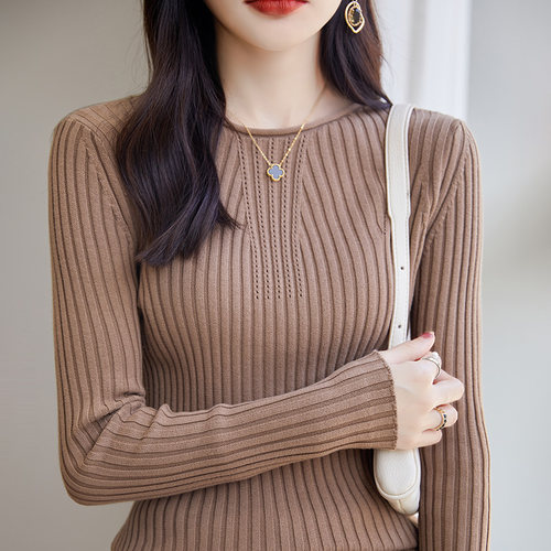 纯棉线套头圆领长袖针织衫