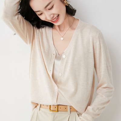 女宽松新款针织衫毛衣羊绒开衫