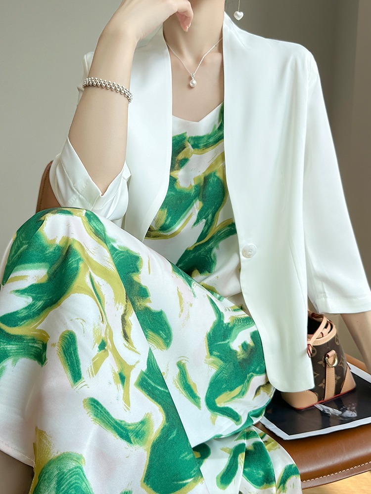 白色西装外套女高级感休闲薄款图片