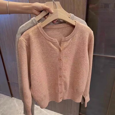 春季薄款羊毛针织开衫女外搭