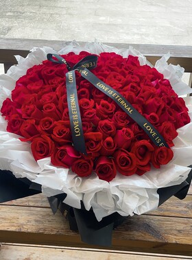 99朵红玫瑰鲜花送老婆同城99朵玫瑰花束大束福州广州深圳昆明重庆