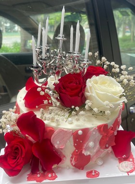 高级感鲜花红白玫瑰满天星生日蛋糕同城福州七夕情人节送老婆女友