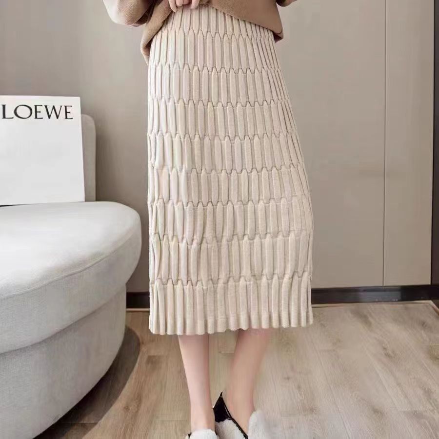 针织半身裙秋冬女中长款包臀一步裙高腰毛线宽松加厚直筒H型裙子