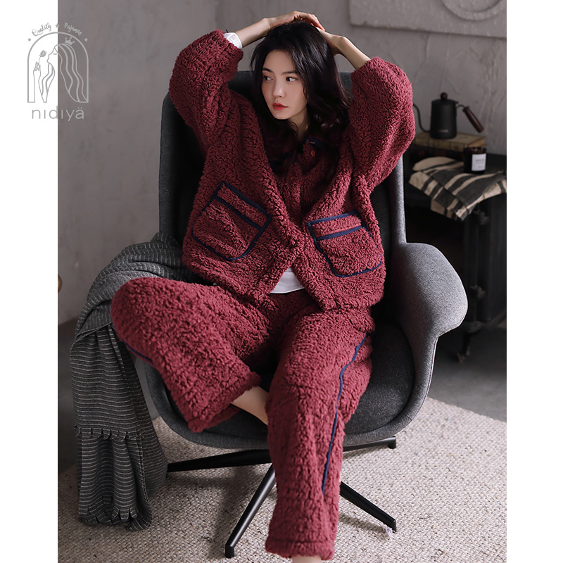 妮狄娅冬季复古羊羔绒家居服套装