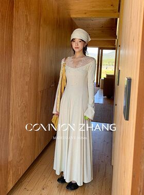 攸吉CZ ZHANG春法式蕾丝拼接针织V领长袖连衣裙女高腰长裙 C16913