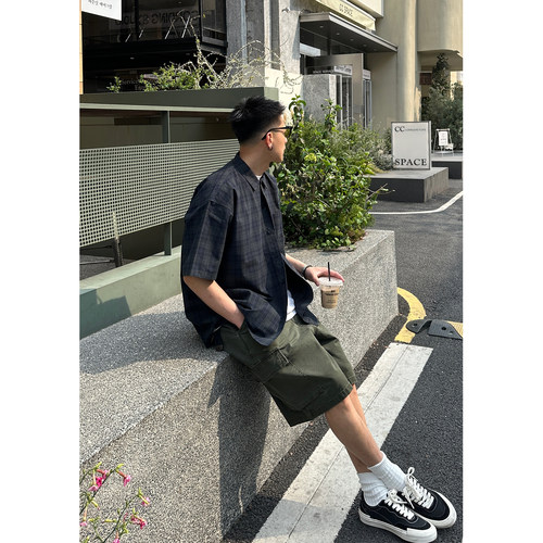 原创尖领短袖日系格子