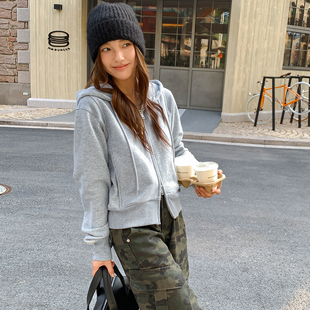 珍妮重磅430g加绒短款连帽卫衣女秋冬休闲小个子运动拉链外套上衣