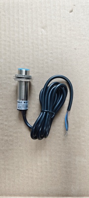 大鹏煎药机配件接近开关传感器浙江大鹏熬药机开关电机挤压开关