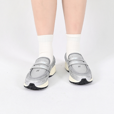 NEWBALANCE复古休闲鞋