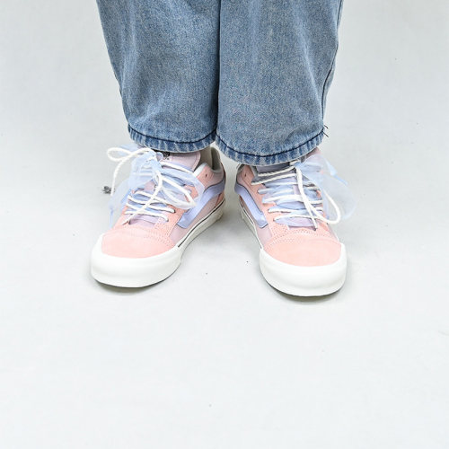 VANS情侣款休闲板鞋面包鞋