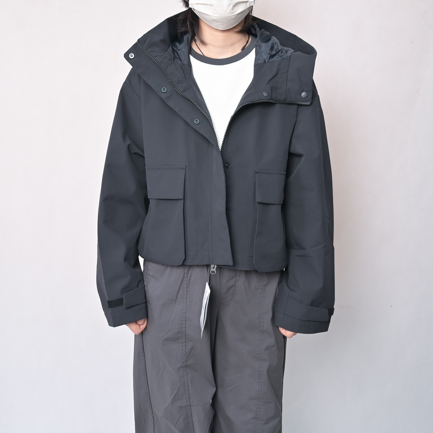 NEWBALANCE女子梭织外套