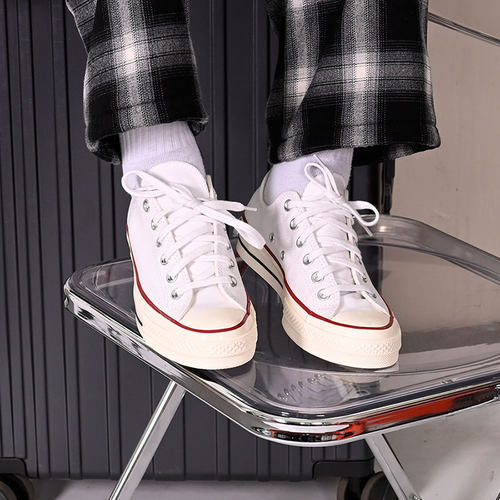 匡威复古落叶黄帆布鞋