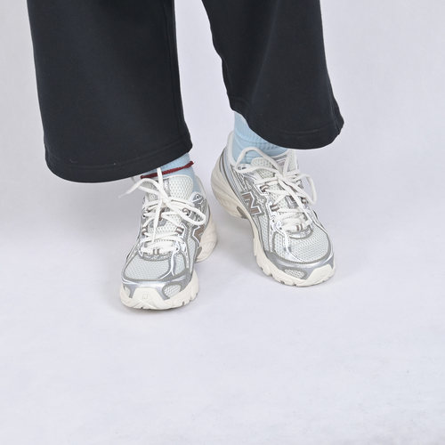 NEWBALANCE复古休闲鞋