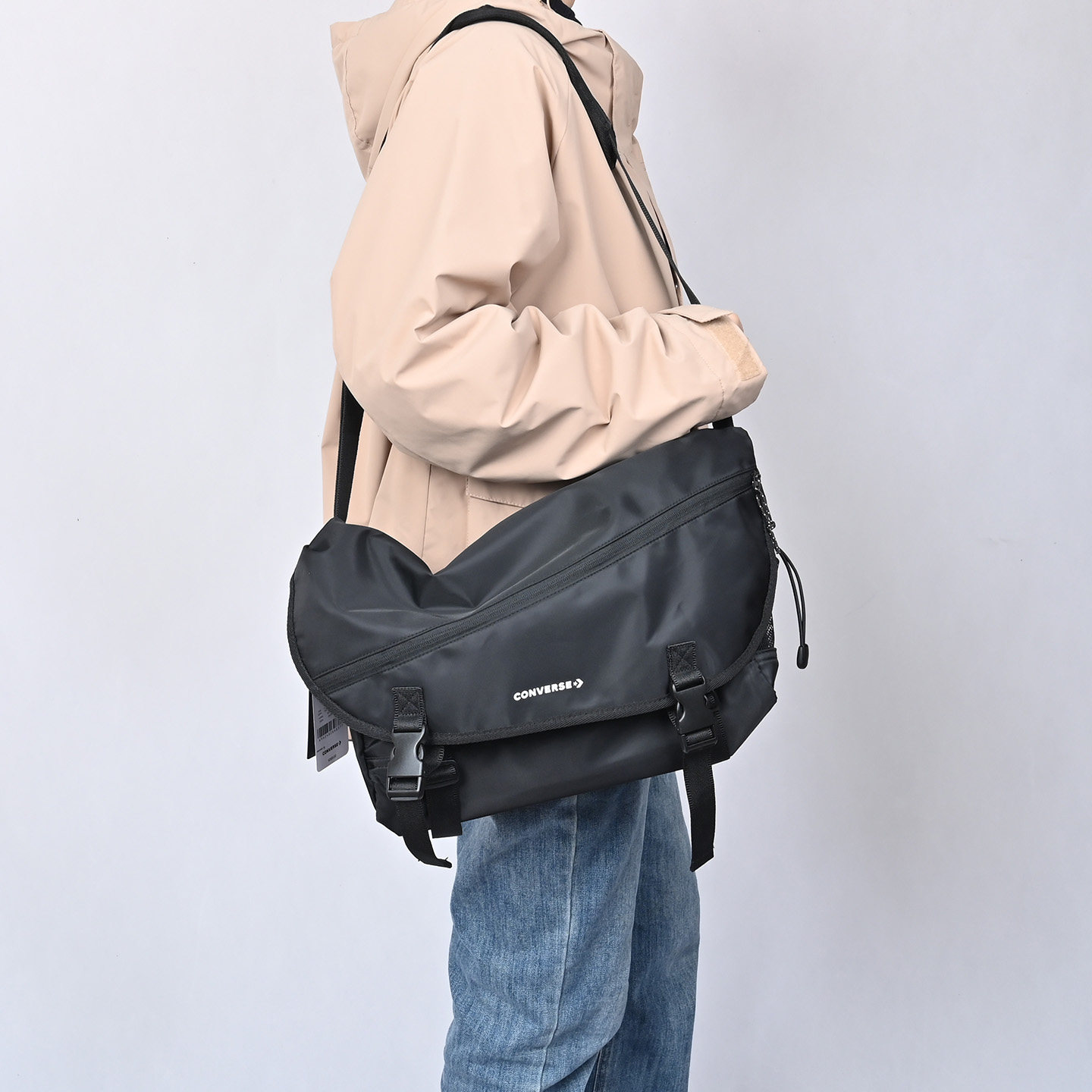 Converse匡威MESSENGER 2新品电脑包男女邮差包斜挎包UA5863-023