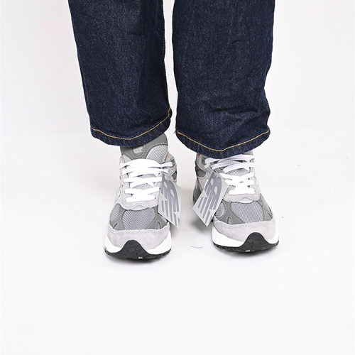 NewBalance复古休闲鞋