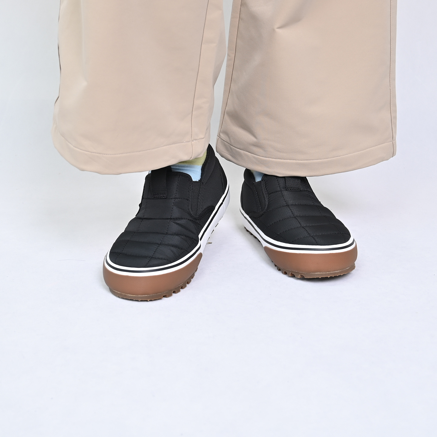 VANS情侣款低帮百搭休闲鞋