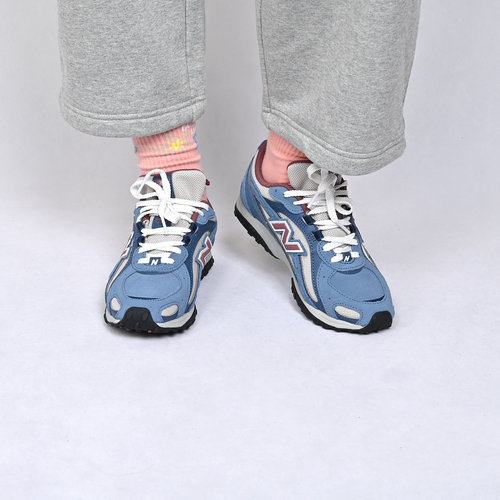 NEWBALANCE复古休闲鞋