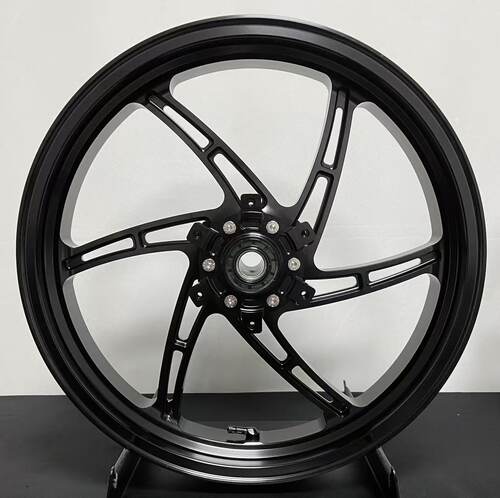铃木大RGSXR1000R改装锻造轮毂
