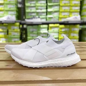 adidas/阿迪达斯女ULTRABOOST透气休闲运动鞋跑步鞋 H02815原1299