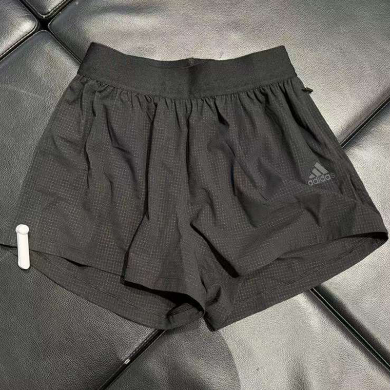 Adidas阿迪达斯短裤女裤跑步运动裤宽松透气五分裤GR8235