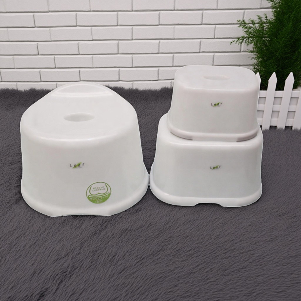 日本进口塑料小凳子板凳家用儿童餐椅子加厚防滑凳矮凳轻便塑料凳