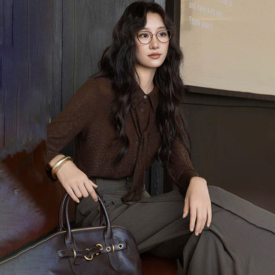 韩系列专柜489元亮丝系带衬衫