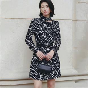 【贝系列】新款女装折扣2026年春专柜769元黑白波点连衣裙两件套