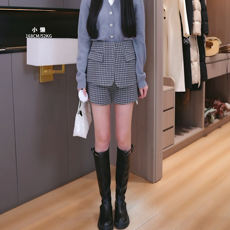 【画系列】商场品牌女装折扣2025年冬季319元格子粗花休闲短裤