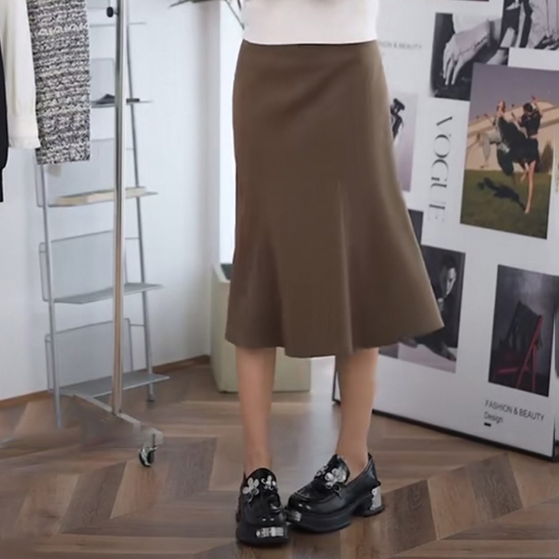 魔系列专柜纯色通勤百搭半身裙