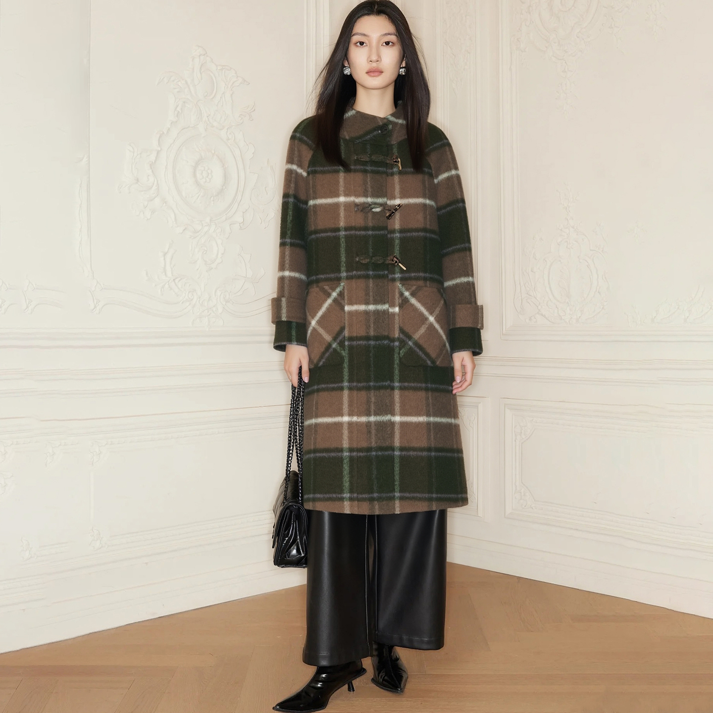 学院格子羊驼毛双面呢牛角扣大衣