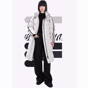 专柜1899元 折扣2025年冬季 女装 211克锁热连帽羽绒服 贝系列