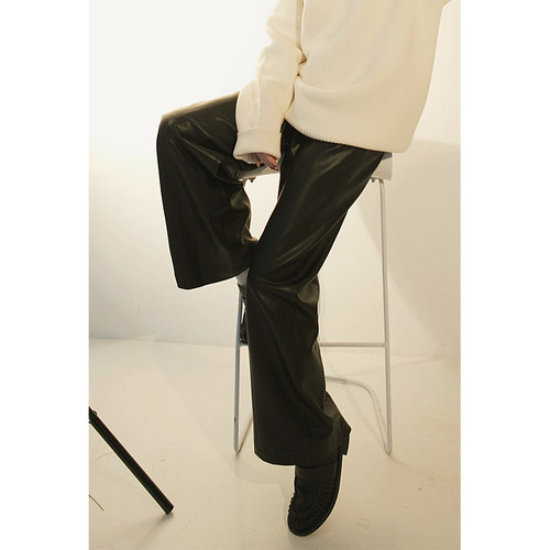 休闲阔腿宽松直筒皮裤