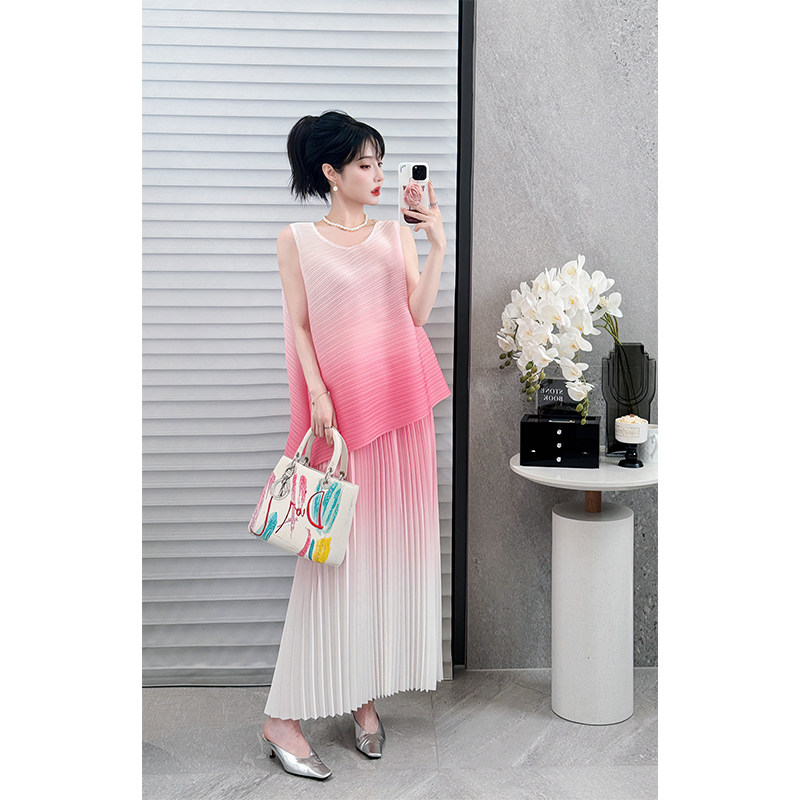 NANASTORE渐变色小衫半身裙套装女2024夏季新款无袖圆领显瘦休闲,女装/女士精品,半身裙,淘宝优惠券,粉丝福利购,淘宝优惠卷