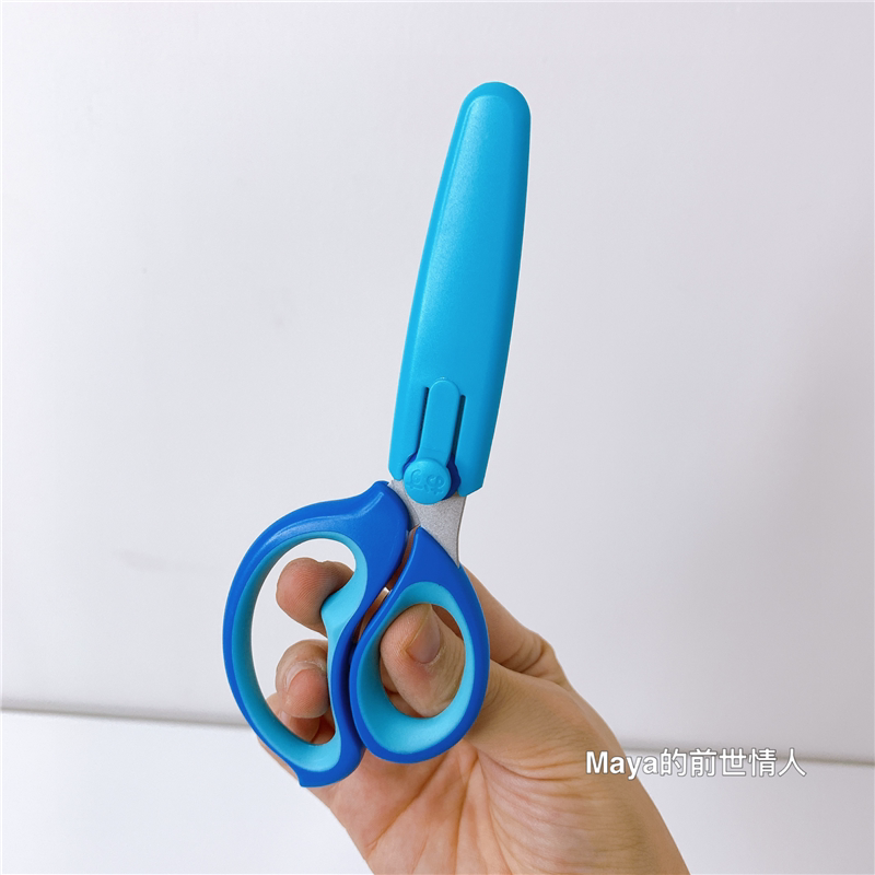 일본 쿠츠와 스타드 아동학생 가위 미국 노동 수제 종이 커팅 둥근 머리 손이 아프지 않음 오른손 왼손 사용