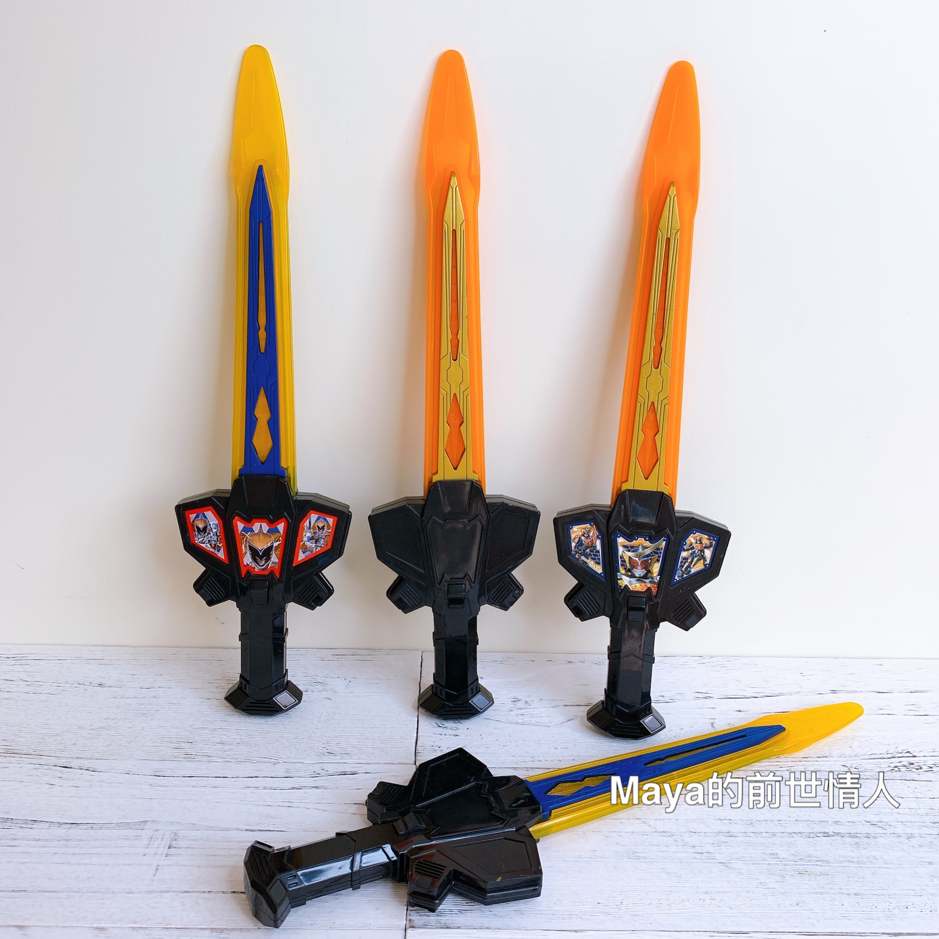 瑕ci清仓处理 儿童仿真声光剑玩具刀剑武器男孩女孩过家家玩具|msdalam kategori Toy/bayi/teka-teki/blok bangunan/model, elektronik/cahaya/berudara/mainan rumit, mainan LED - dari Buy2taobao.com untuk memberikan perkhidmatan ejen Taobao profesional membeli