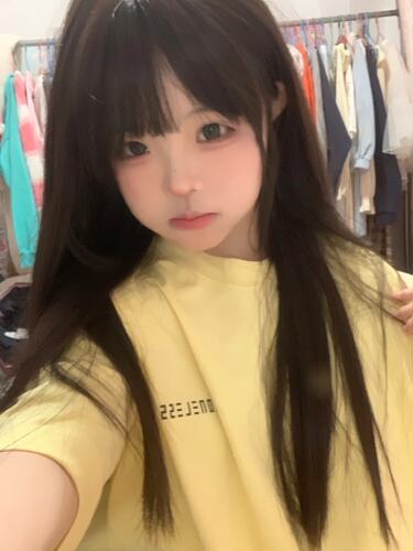 美式复古奶黄色字母印花T恤