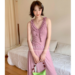 2025夏季新款法式木耳边柔软不规则设计开叉裙套装上海街拍主角