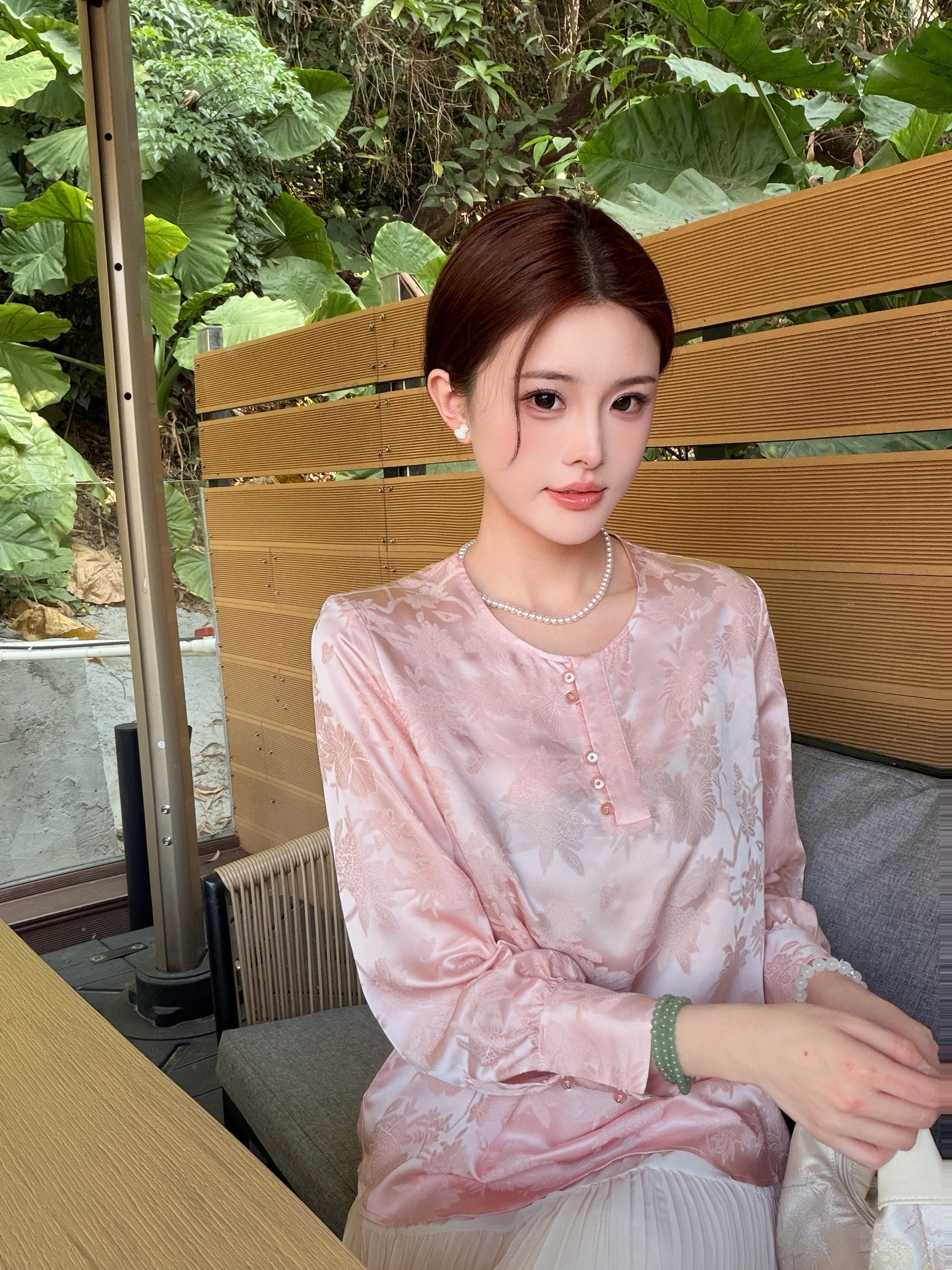 2026早春新款新中式国风圆领真丝提花缎面上衣百搭提花刺绣衬衫