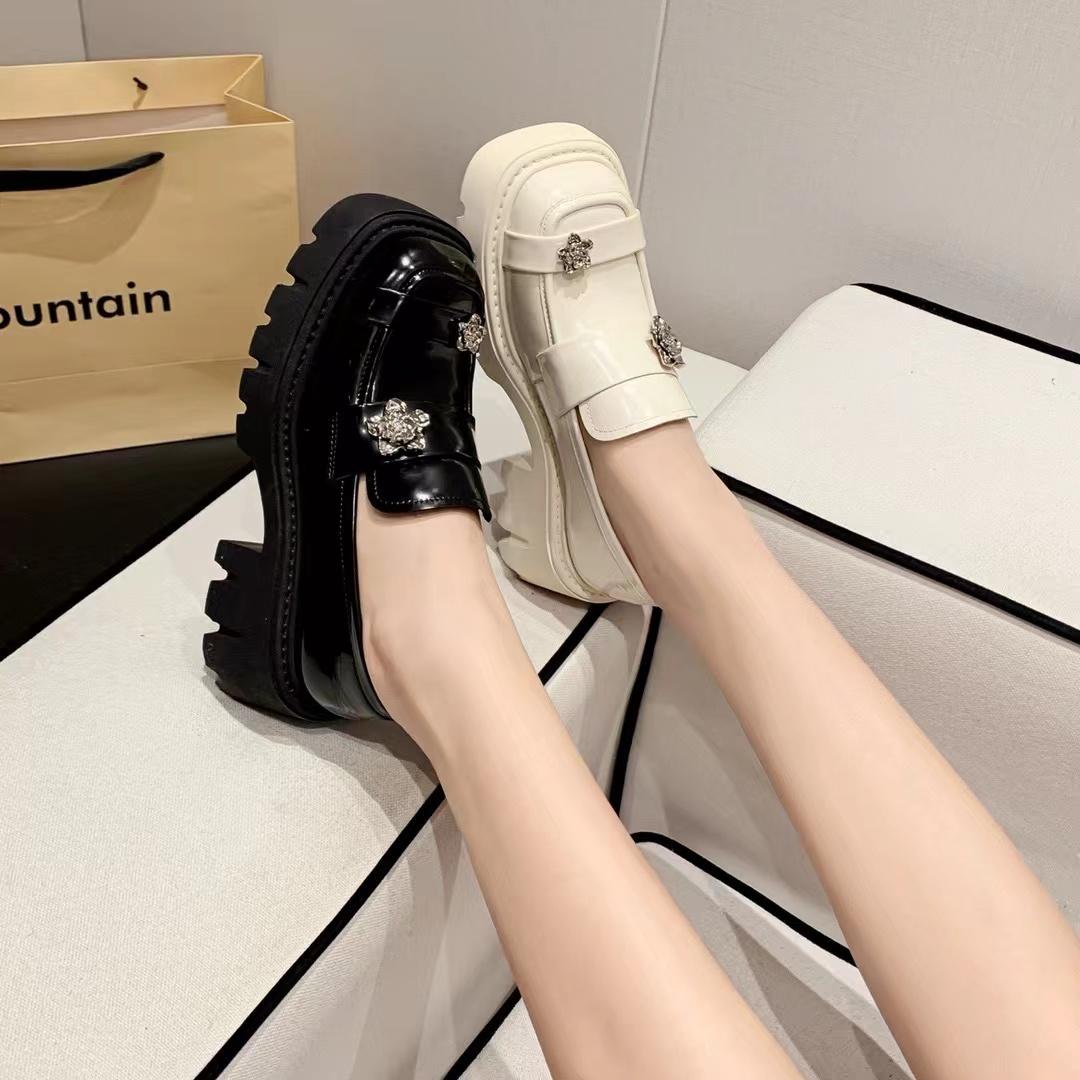 westory2024春季新款乐福鞋