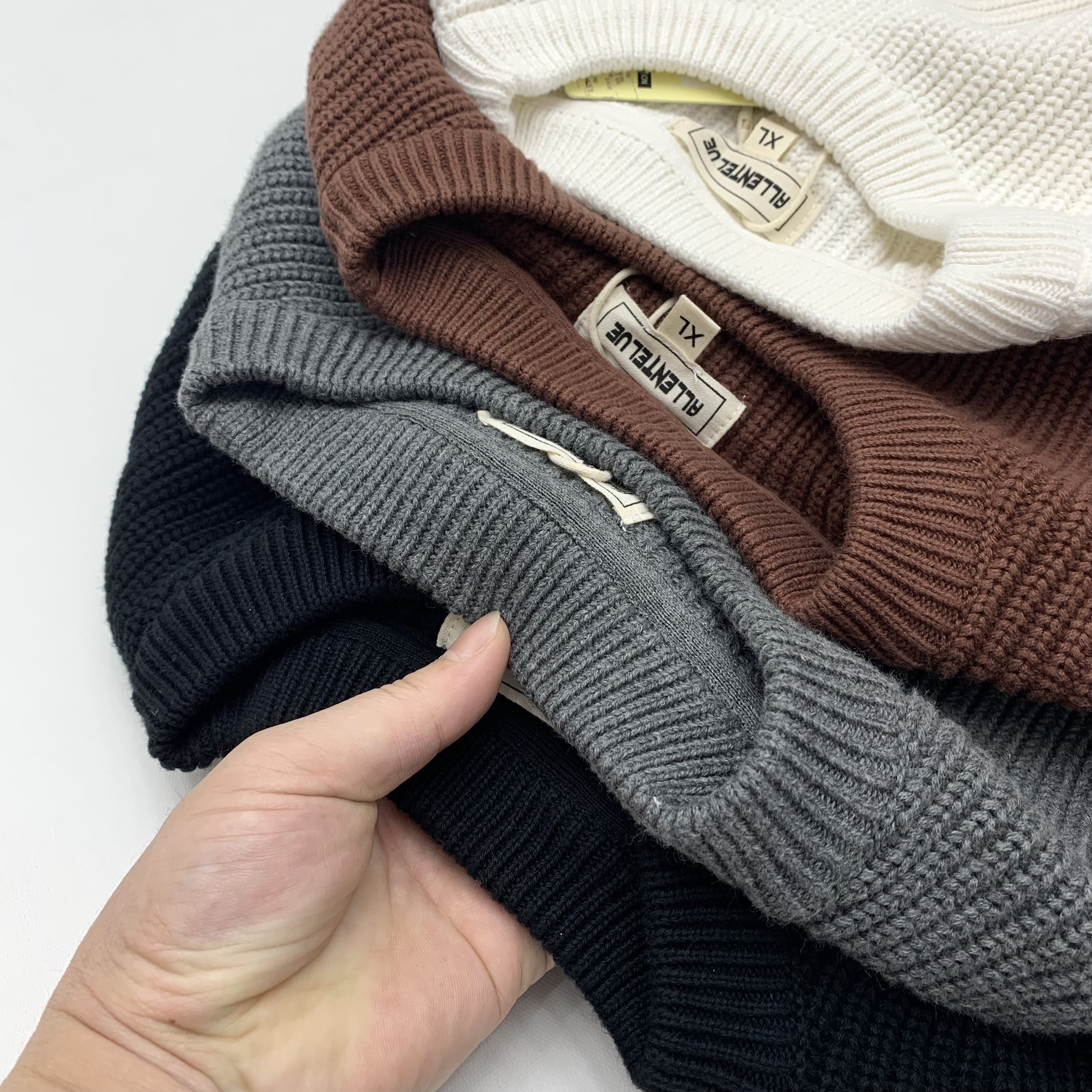 重磅全棉圆领套头粗针毛衣男