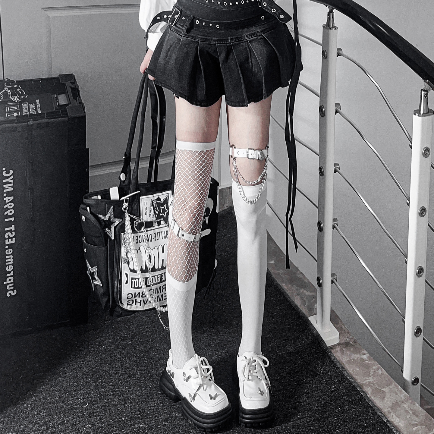 白色jk大网袜过膝女孩爵士舞嘻哈炫酷亚比小腿袜不规则长筒袜腿环