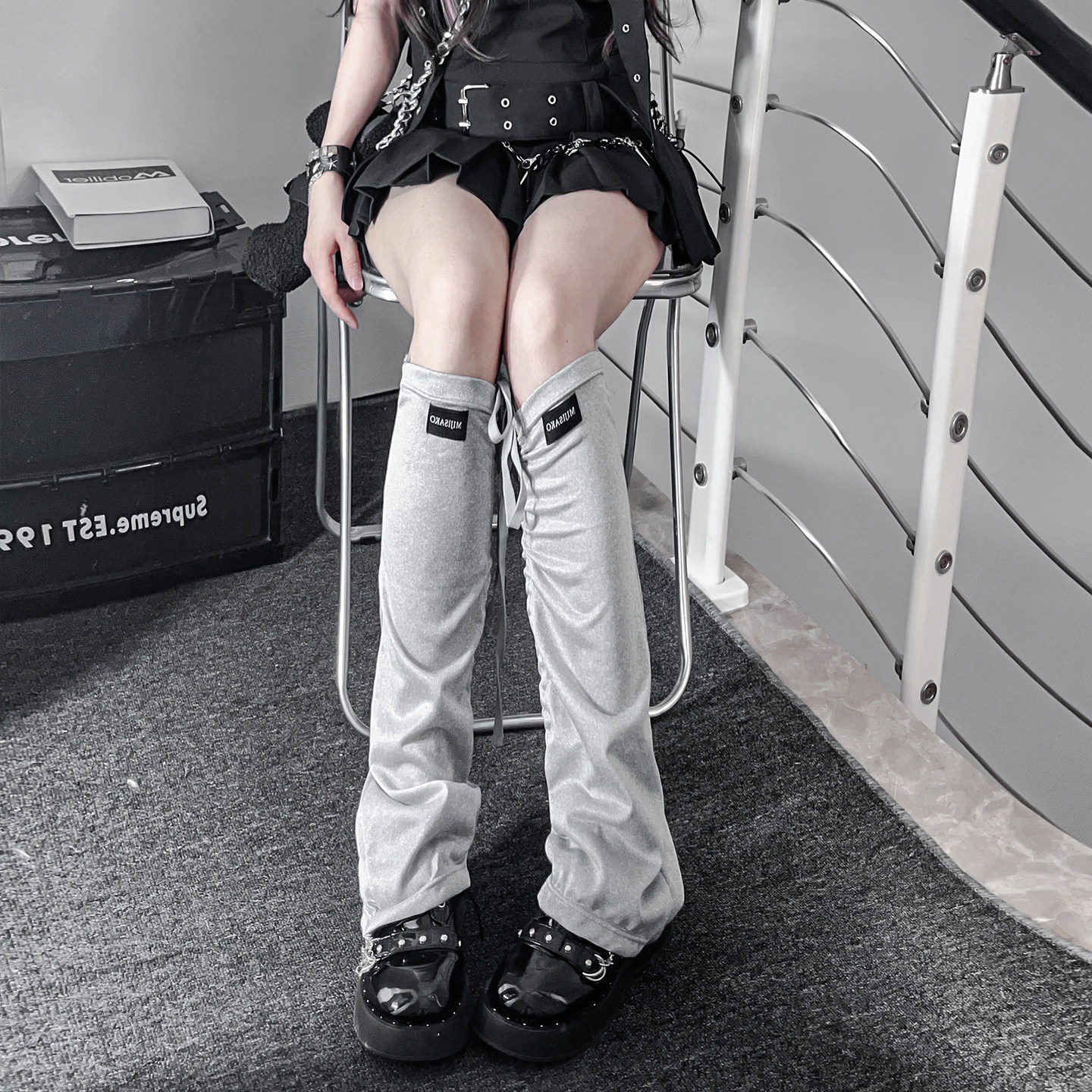 y2k灰辣妹lolita喇叭型抽绳袜套图片