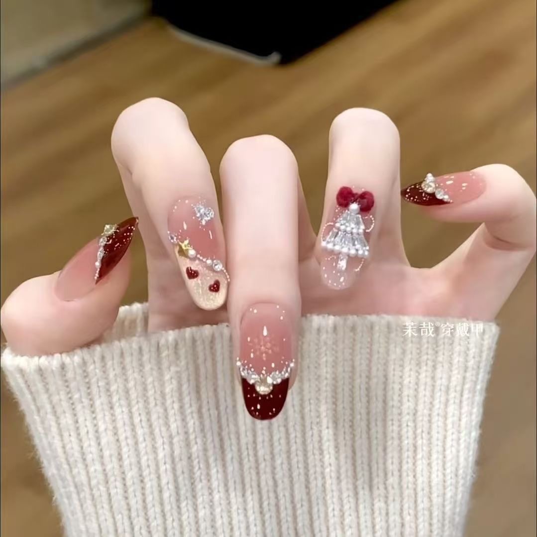 [皇冠】纯手工气质圣诞腮红锆石手绘爱心猫眼立体蝴蝶结显白美甲,彩妆/香水/美妆工具,穿戴甲/甲片,淘宝优惠券,粉丝福利购,淘宝优惠卷