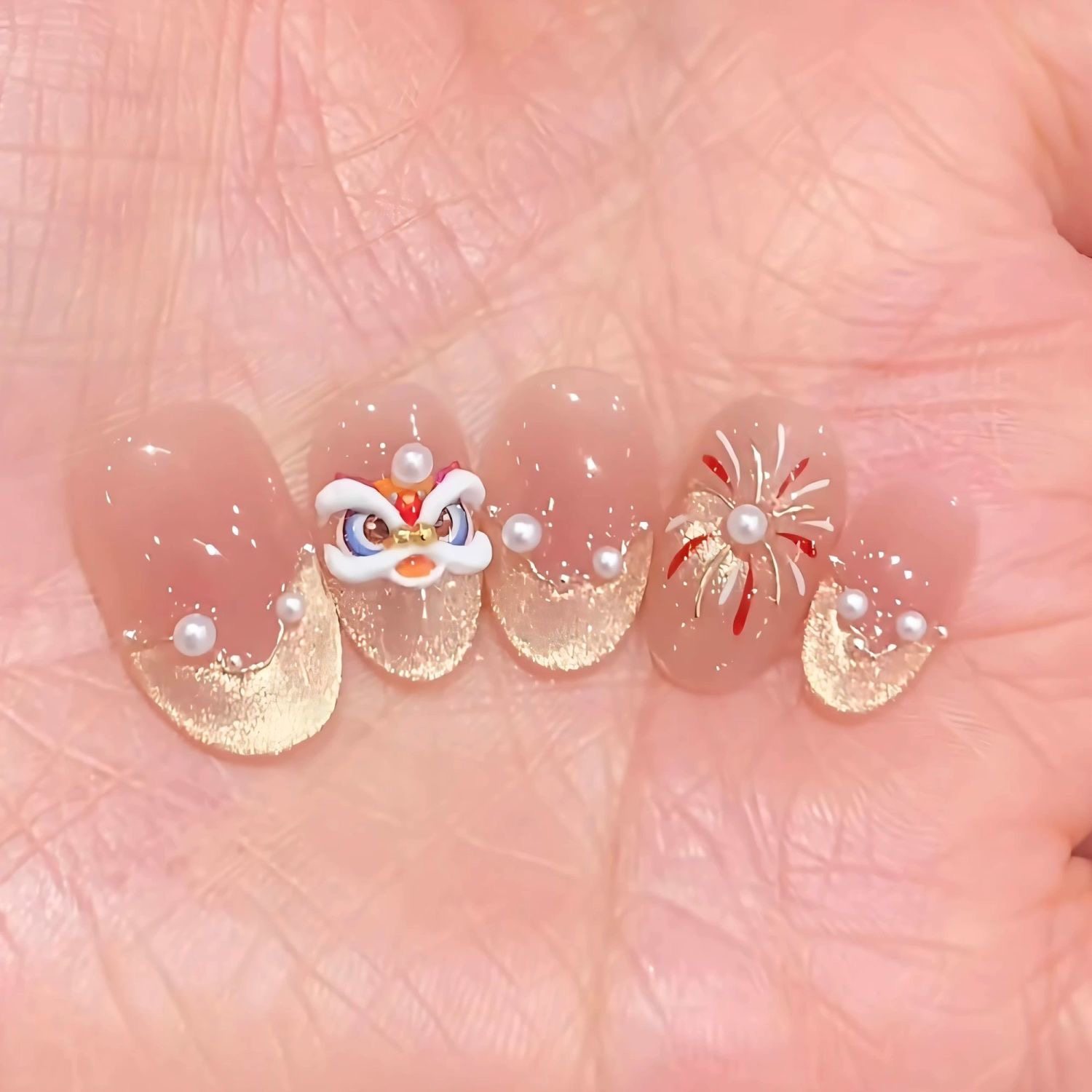 【烟花醒狮】纯手工醒狮发财烟花新年高级秋冬氛围显白猫眼爆款,彩妆/香水/美妆工具,穿戴甲/甲片,淘宝优惠券,粉丝福利购,淘宝优惠卷