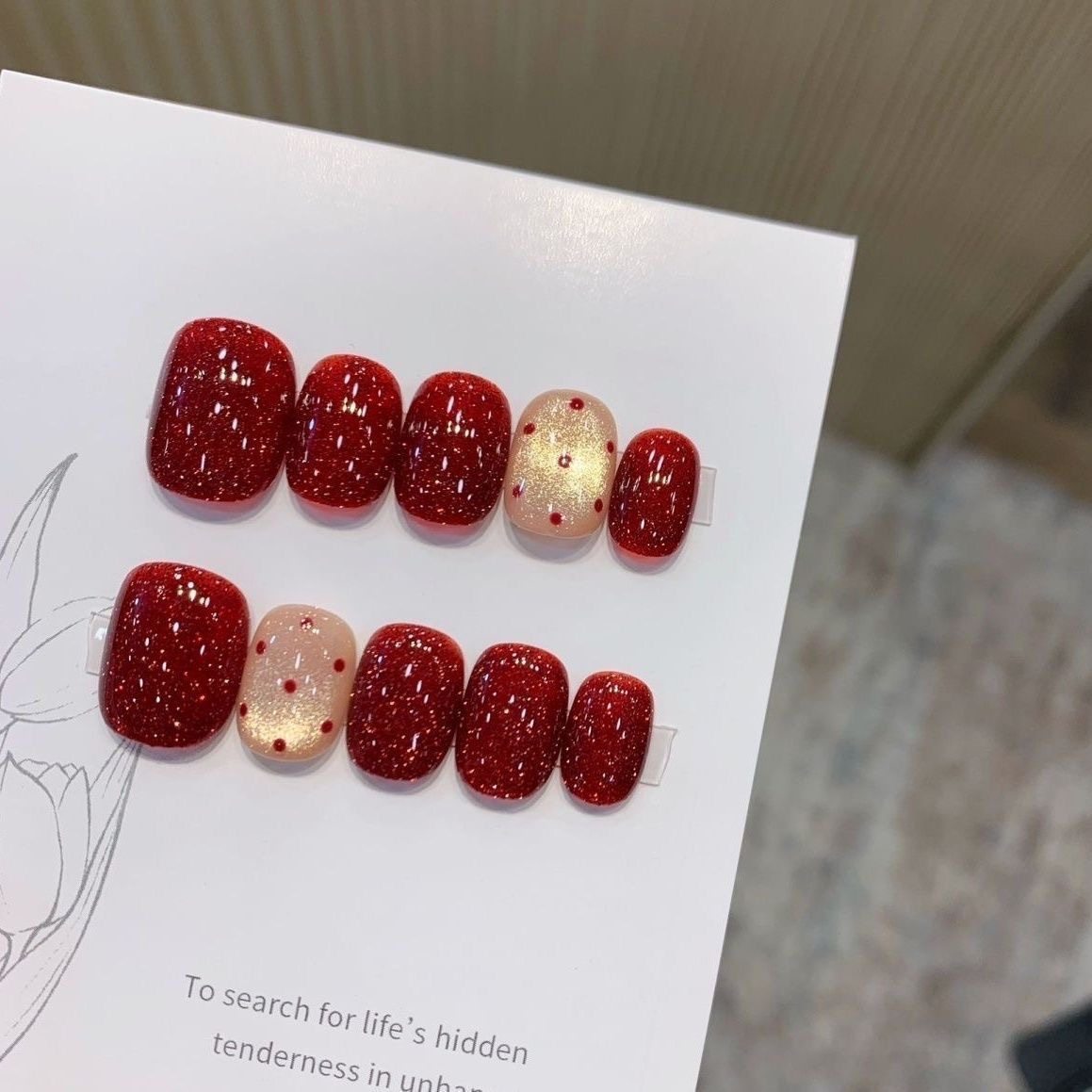 【红色buling闪】跳色玻璃珠美甲波点猫眼新年纯手工手工穿戴甲,彩妆/香水/美妆工具,穿戴甲/甲片,淘宝优惠券,粉丝福利购,淘宝优惠卷