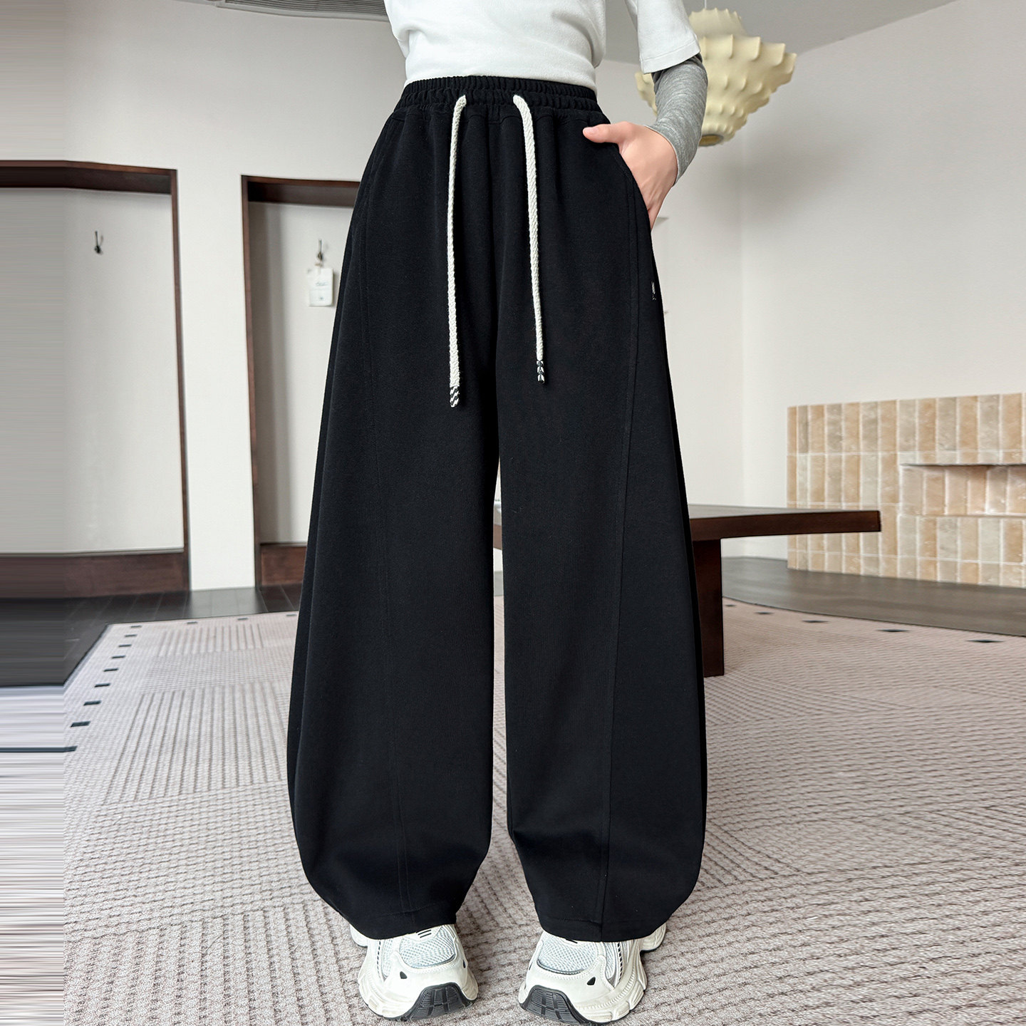 女童裤子秋装2026新款春秋季儿童长裤初中生女孩卫裤脚口抽绳大童