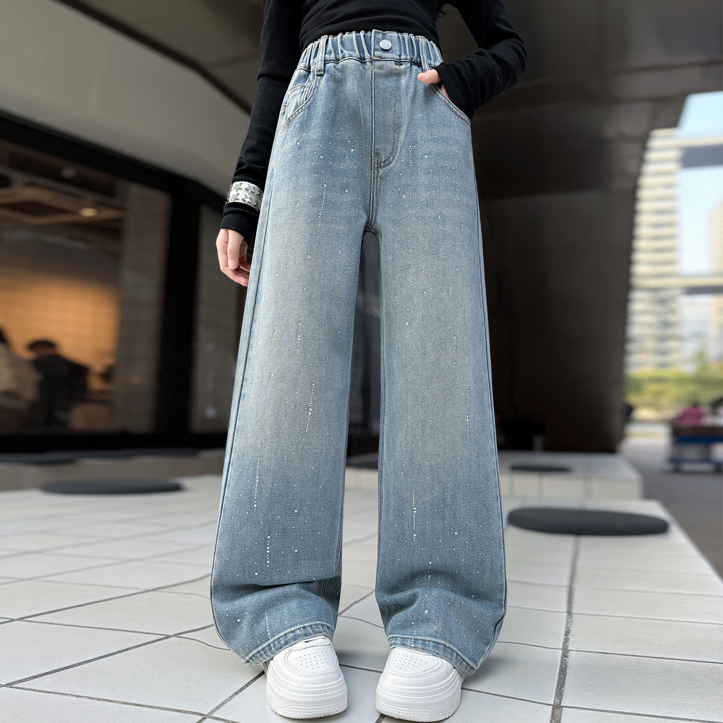 女童牛仔裤直筒春秋2026新款春装儿童裤子女孩阔腿裤带烫钻中大童