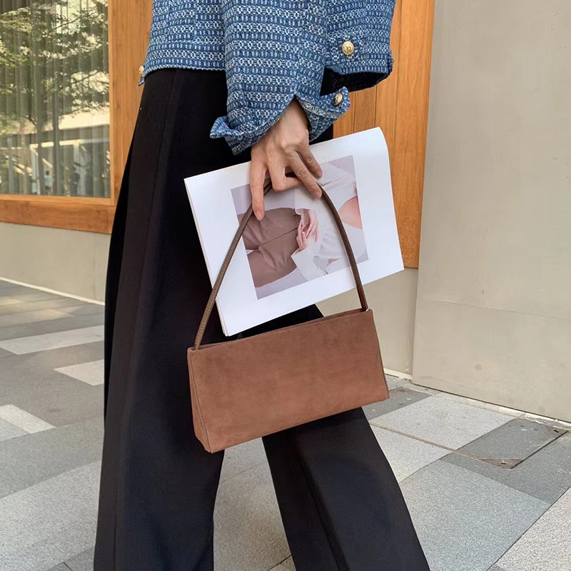 手提法棍2024新款丝绒简约腋下包