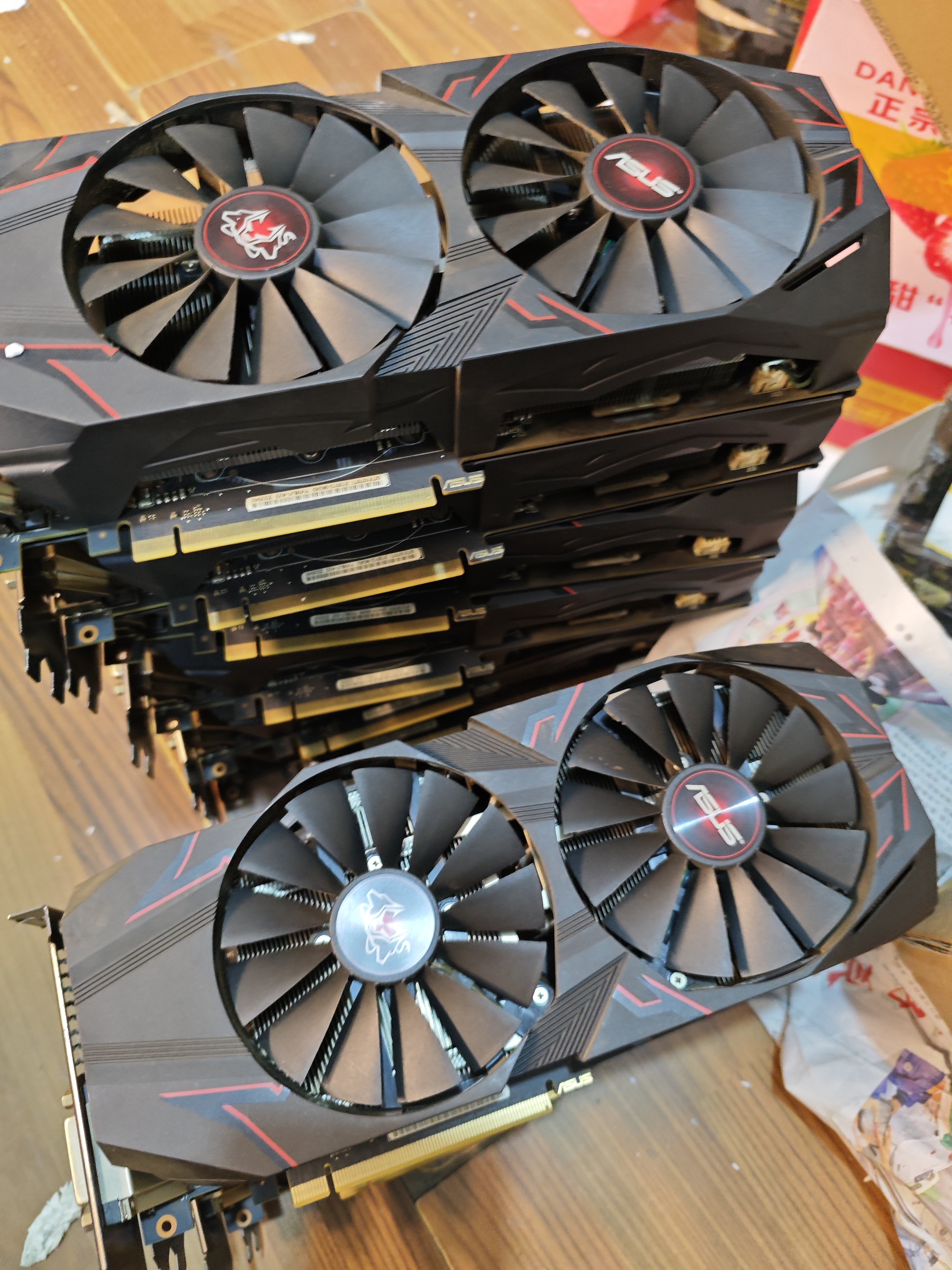 华硕gtx1070ti 8g 8p供电大师30w 8p供电